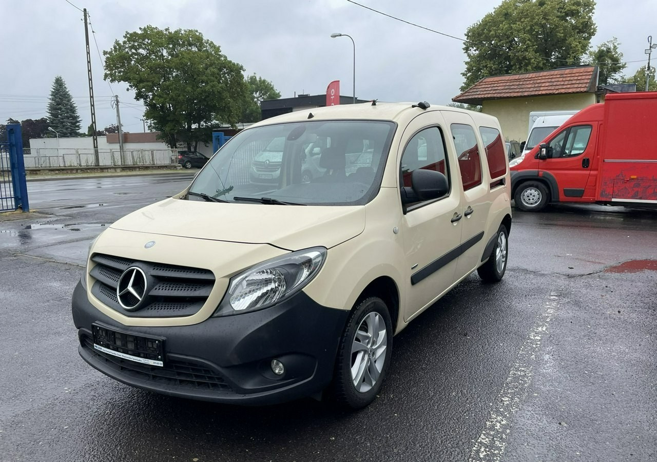 Mercedes-Benz Citan Citan Tourer Mercedes Citan 6-osob przewozu Niepełnosprawnych inwalida - Station wagon: fotoğraf 2 Mercedes-Benz Citan Citan Tourer Mercedes Citan 6-osob przewozu Niepełnosprawnych inwalida - Station wagon: fotoğraf 2