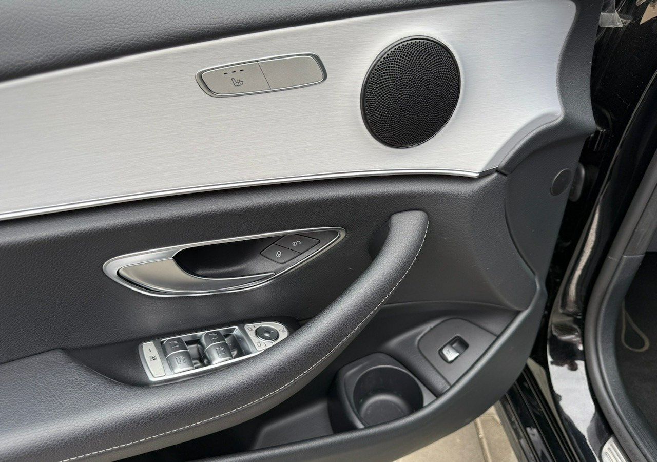 Binek araba Mercedes-Benz Klasa E E300de EQ-Power Hybrid 50km na prądzie 2.0d 306KM Avantgarde Panoram: fotoğraf 11