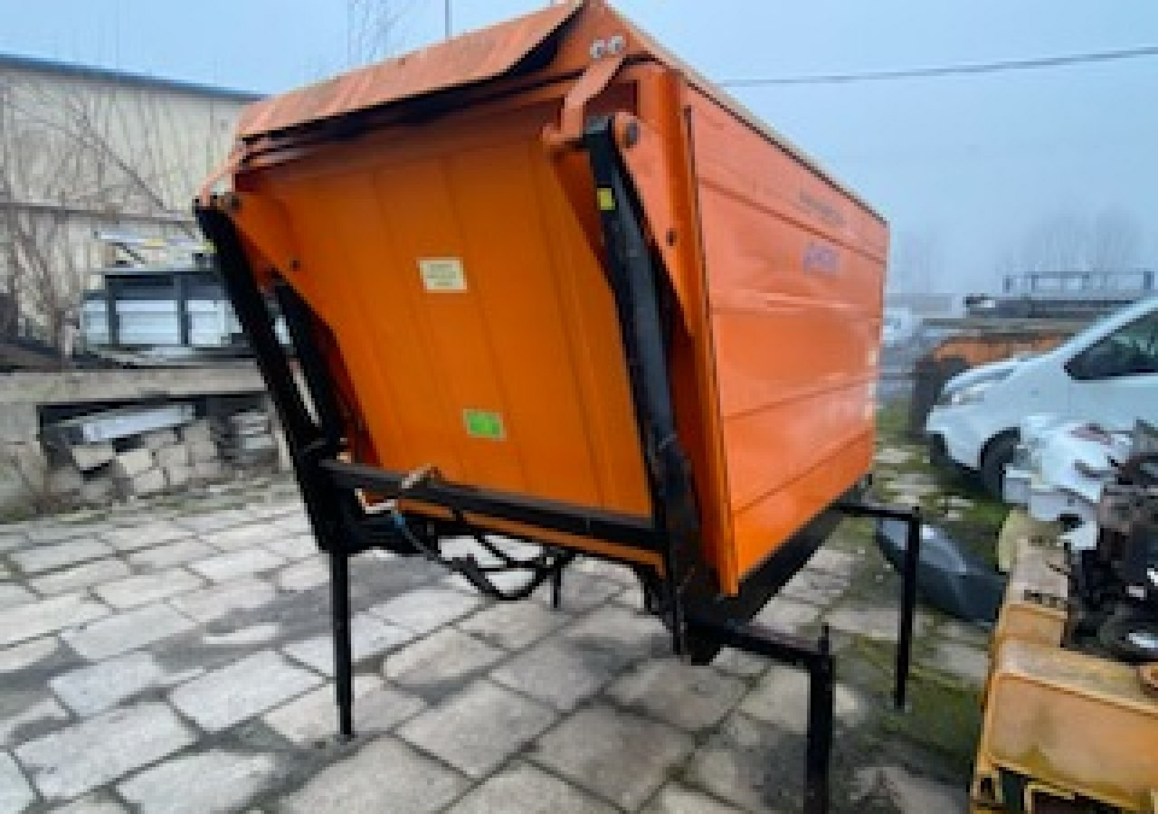 Damperli kamyon Multicar Inny Multicar Multicar 4X4 TREMO X56 Wywrotka odśnieżarka posypywarka odkurzacz: fotoğraf 17 Damperli kamyon Multicar Inny Multicar Multicar 4X4 TREMO X56 Wywrotka odśnieżarka posypywarka odkurzacz: fotoğraf 17