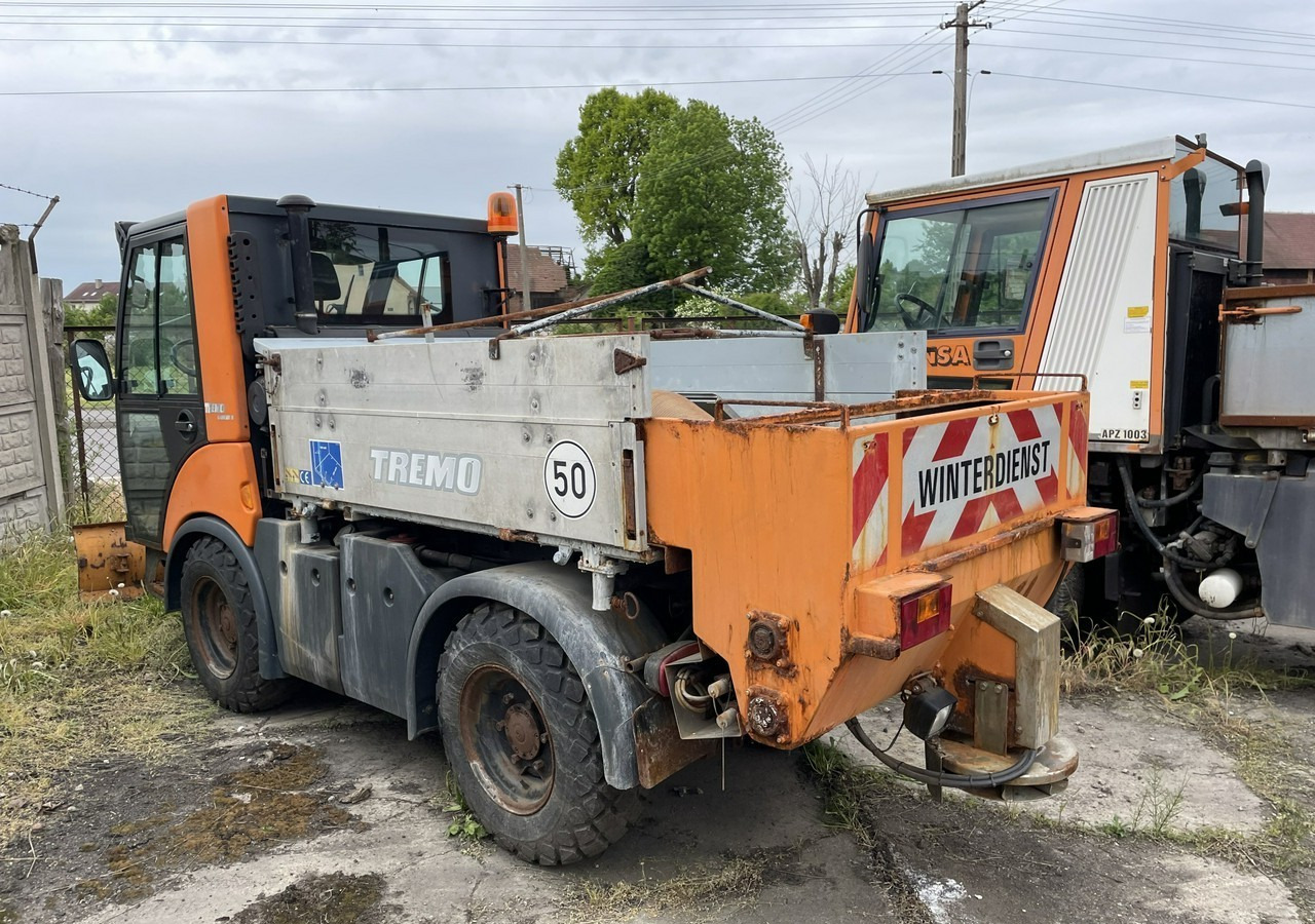 Multicar Inny Multicar Multicar 4X4 TREMO X56 Wywrotka odśnieżarka posypywarka odkurzacz - Damperli kamyon: fotoğraf 4 Multicar Inny Multicar Multicar 4X4 TREMO X56 Wywrotka odśnieżarka posypywarka odkurzacz - Damperli kamyon: fotoğraf 4