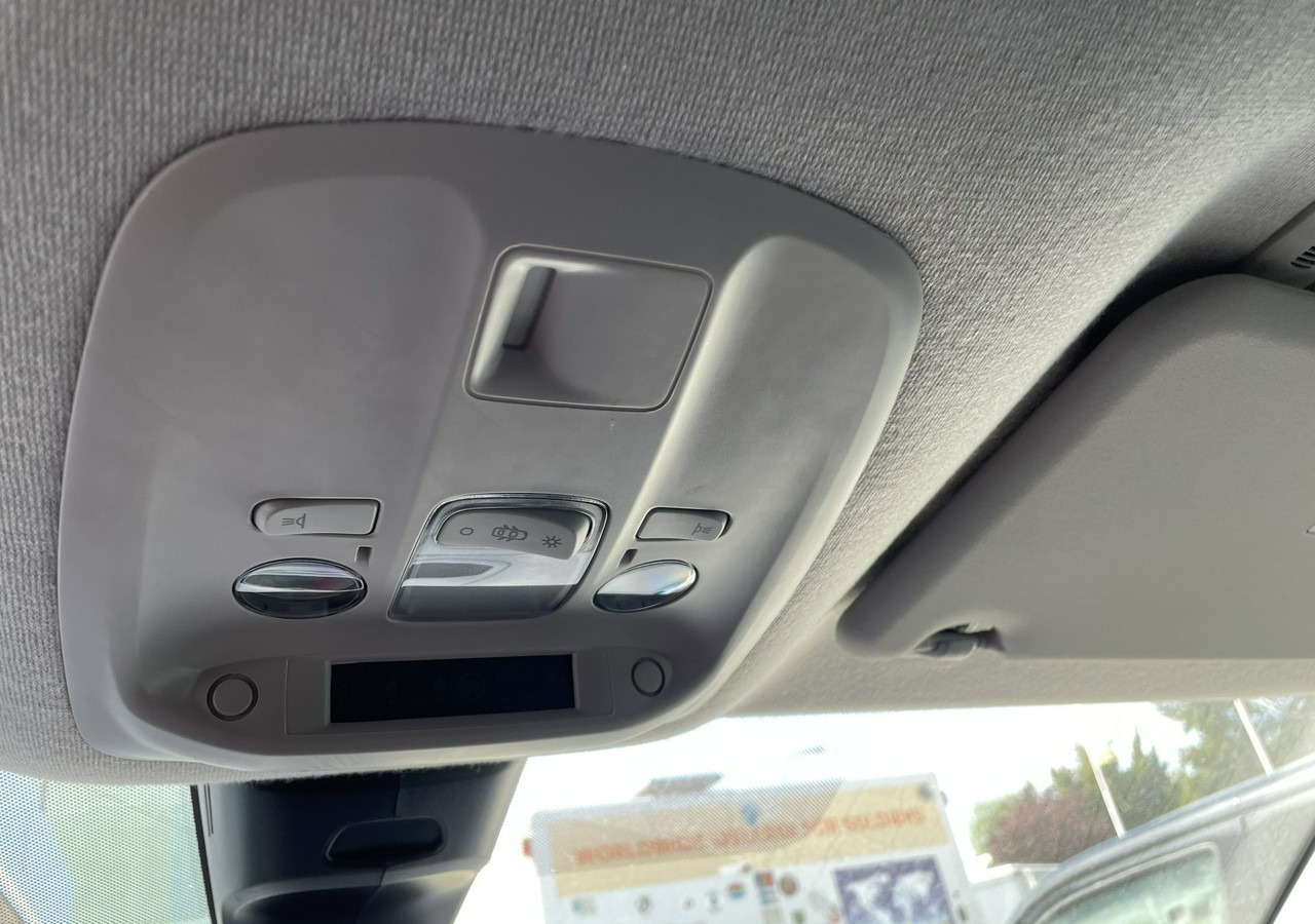 Binek araba Opel Vivaro III Opel Vivaro 1.6-125KM Long 2x Klima Model 2019: fotoğraf 10