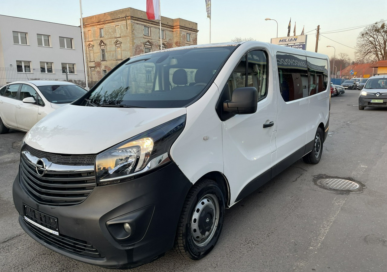 Opel Vivaro Opel Vivaro dla Niepełnosprawnych inwalida Rampa Model 2019 - Binek araba: fotoğraf 2 Opel Vivaro Opel Vivaro dla Niepełnosprawnych inwalida Rampa Model 2019 - Binek araba: fotoğraf 2