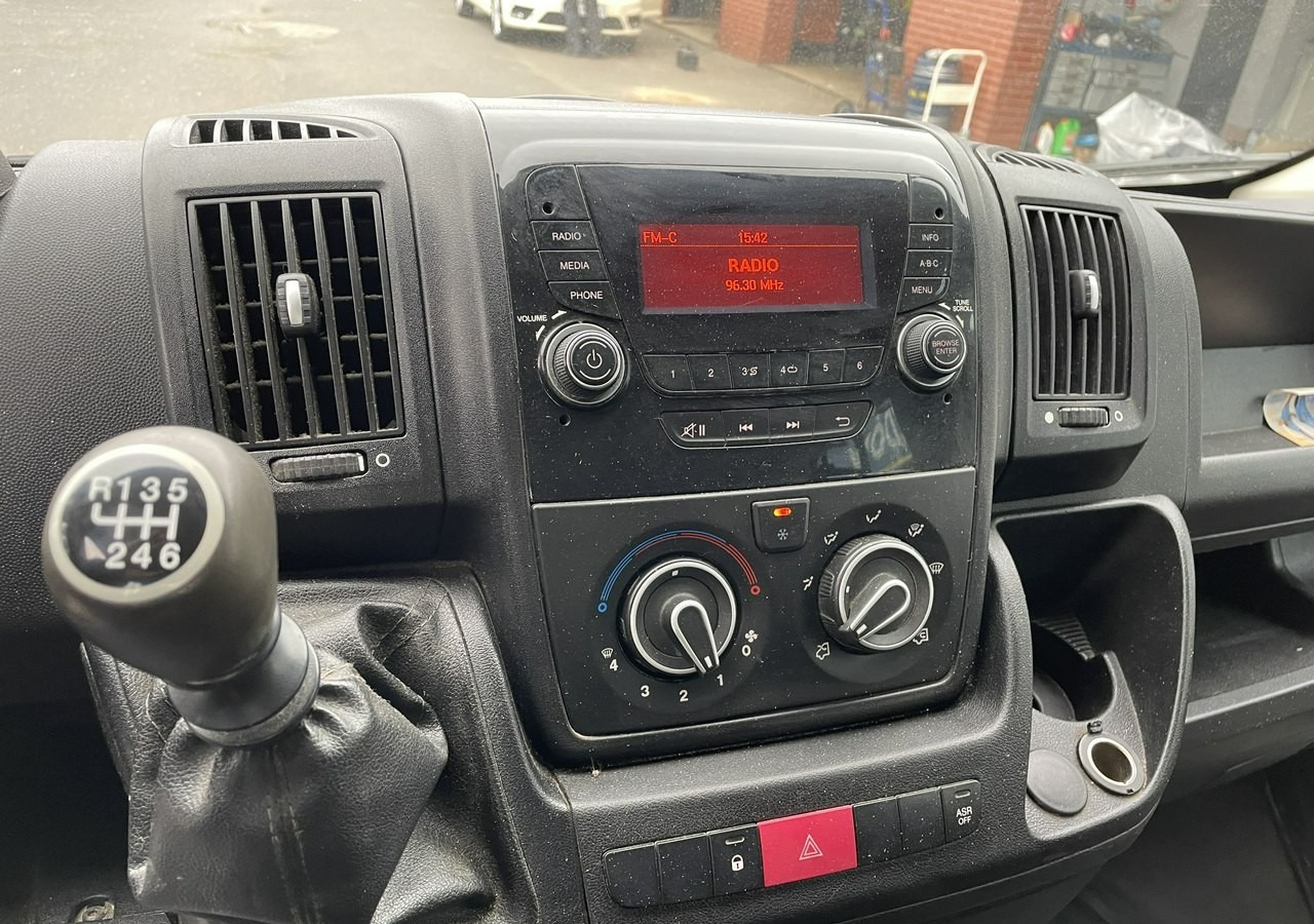 Peugeot Boxer Peugeot Boxer 2.0-130KM klima dokka Brygadówka doka 122tkm 2018 - Açık kasa kamyonet, Çift kabin kamyonet: fotoğraf 3 Peugeot Boxer Peugeot Boxer 2.0-130KM klima dokka Brygadówka doka 122tkm 2018 - Açık kasa kamyonet, Çift kabin kamyonet: fotoğraf 3