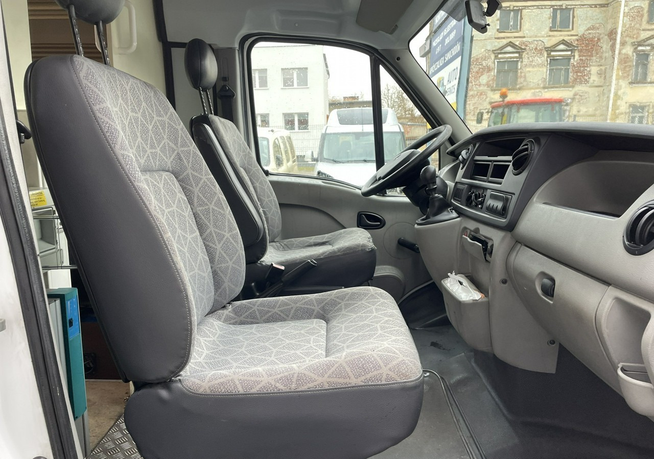 Renault Master Autosklep Gastronomiczny Food Truck Foodtruck sklep bar Borco 2008 - Gida kamyon: fotoğraf 5 Renault Master Autosklep Gastronomiczny Food Truck Foodtruck sklep bar Borco 2008 - Gida kamyon: fotoğraf 5