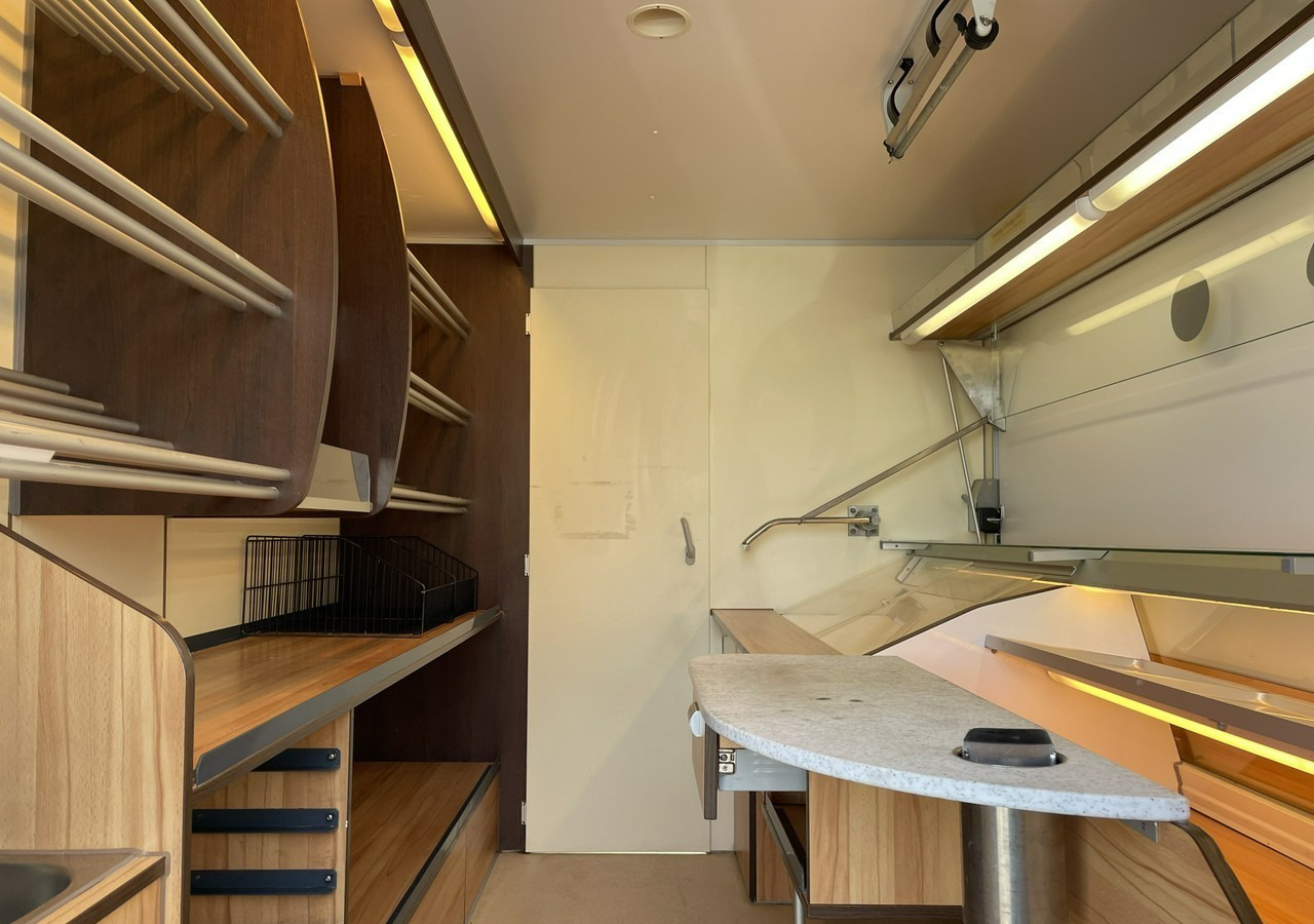 Renault Master Autosklep pieczyw Sklep Gastronomiczny Food Truck Foodtruck Borco 20 - Gida kamyon: fotoğraf 2 Renault Master Autosklep pieczyw Sklep Gastronomiczny Food Truck Foodtruck Borco 20 - Gida kamyon: fotoğraf 2