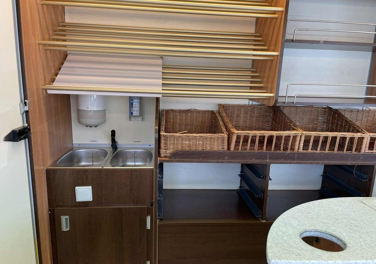 Gida kamyon Renault Master Autosklep pieczywa Sklep Gastronomiczny Food Truck Foodtruck 2009: fotoğraf 9