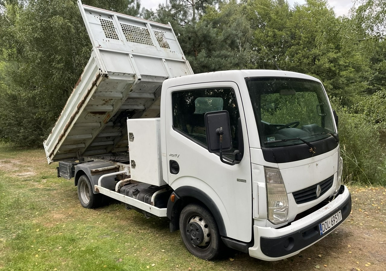 Renault Maxity Renault Maxity 3,0-150KM Canter Wywrotka skrzynia 2010 - Damperli kamyonet: fotoğraf 1 Renault Maxity Renault Maxity 3,0-150KM Canter Wywrotka skrzynia 2010 - Damperli kamyonet: fotoğraf 1