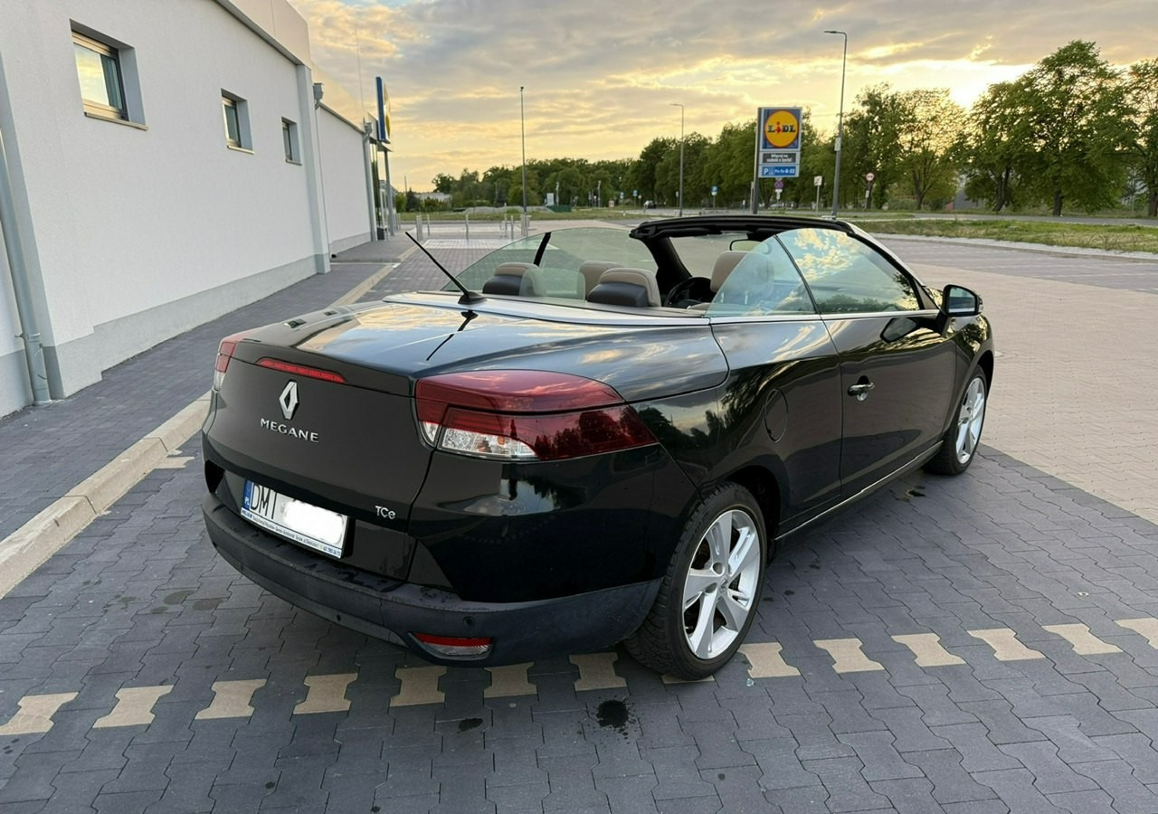 Renault Megane III Cabrio LIFT III 1.2 TCE 131 Skóra Led Navi PDC Bogate wyposażenie 20 - Cabrio araba: fotoğraf 2 Renault Megane III Cabrio LIFT III 1.2 TCE 131 Skóra Led Navi PDC Bogate wyposażenie 20 - Cabrio araba: fotoğraf 2