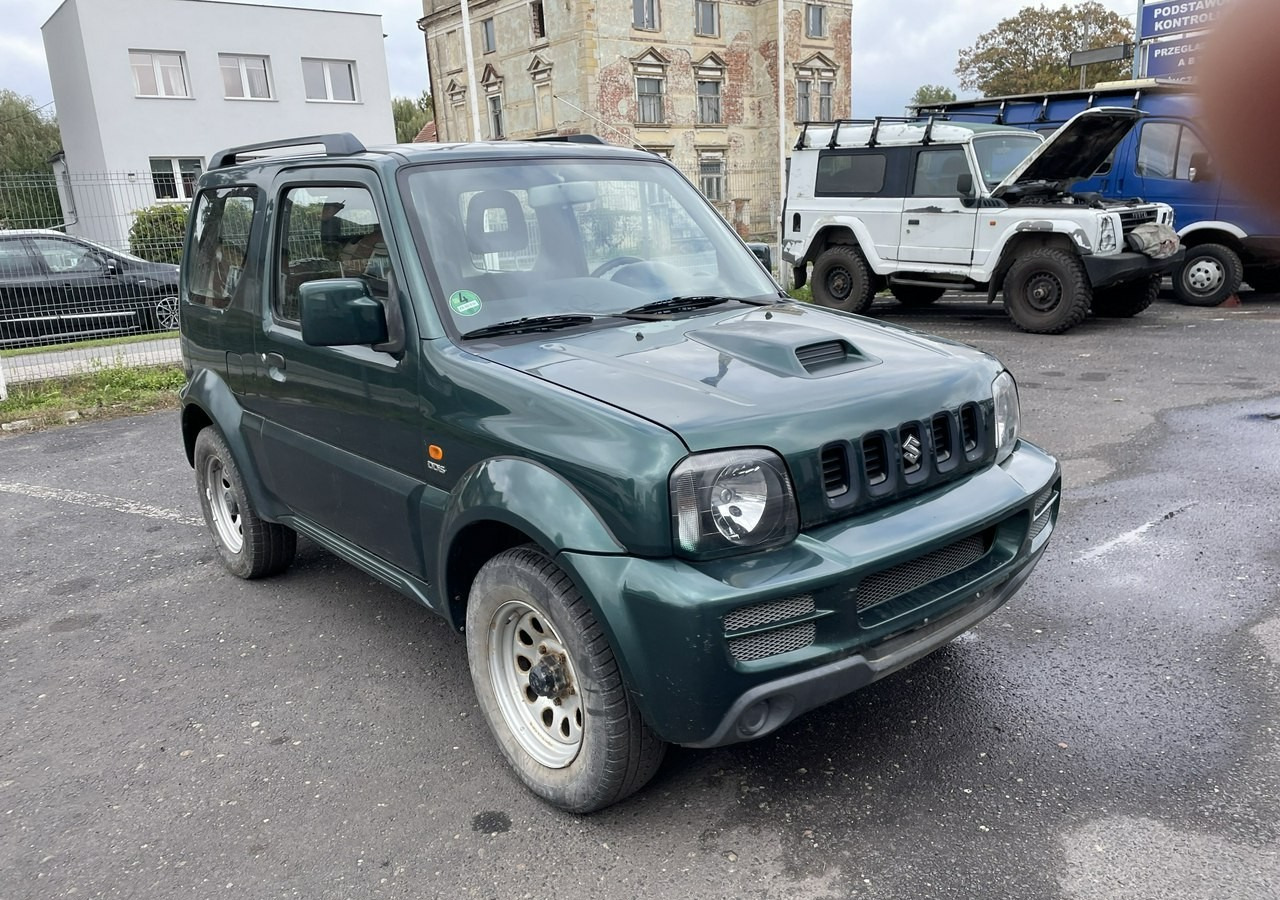 Suzuki Jimny Suzuki Jimny 1.5 Diesel 4X4 - SUV: fotoğraf 1 Suzuki Jimny Suzuki Jimny 1.5 Diesel 4X4 - SUV: fotoğraf 1