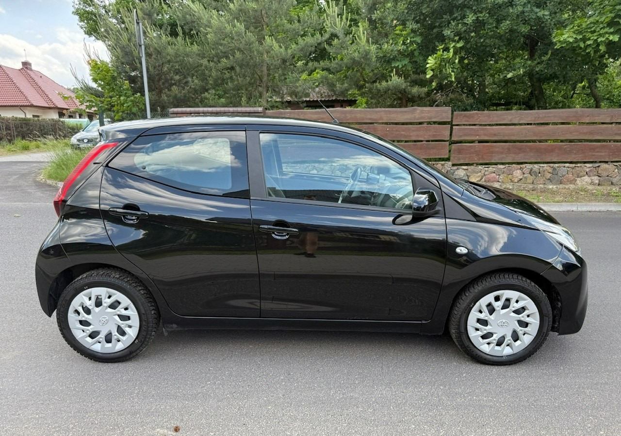 Toyota Aygo II Toyota Aygo 1.0-16V Klima Salon PL 24651km Model 2021 - Hatchback: fotoğraf 5 Toyota Aygo II Toyota Aygo 1.0-16V Klima Salon PL 24651km Model 2021 - Hatchback: fotoğraf 5