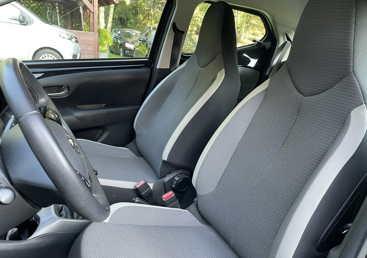 Hatchback Toyota Aygo II Toyota Aygo 1.0-16V Klima Salon PL 24651km Model 2021: fotoğraf 10