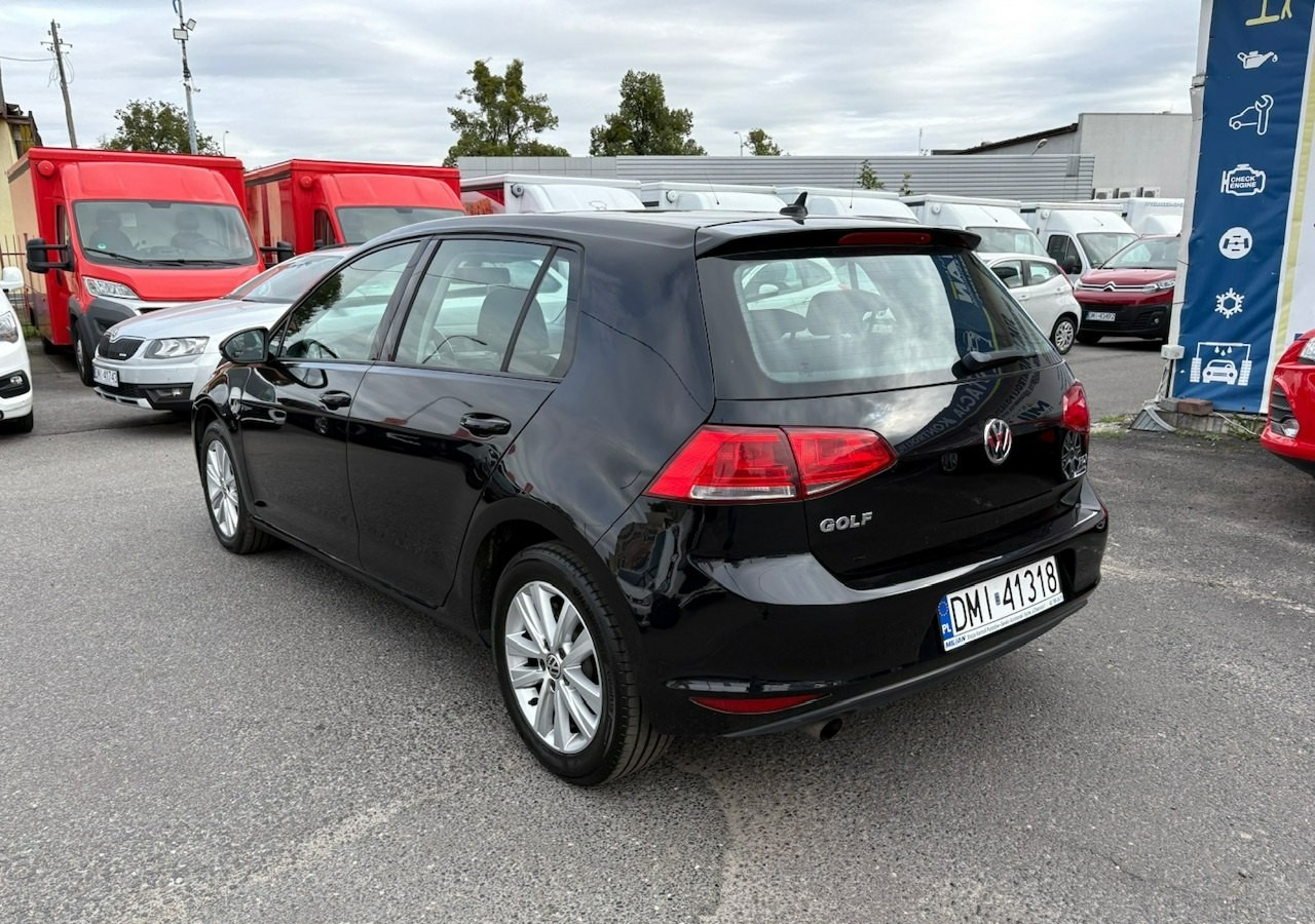 Volkswagen Golf VII VII 1,6 TDI 110KM 153TKM Klimatronik Navi Alu PDC 2015 Bez wkładu fi - Hatchback: fotoğraf 4 Volkswagen Golf VII VII 1,6 TDI 110KM 153TKM Klimatronik Navi Alu PDC 2015 Bez wkładu fi - Hatchback: fotoğraf 4