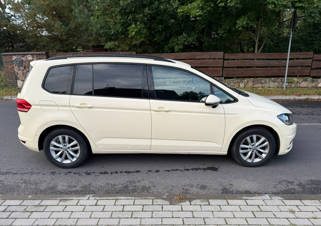 Volkswagen Touran III 2.0 TDI DSG 120 KM Automat 7osobowy Klima Skóra Full Serwis 2020 - Station wagon: fotoğraf 2 Volkswagen Touran III 2.0 TDI DSG 120 KM Automat 7osobowy Klima Skóra Full Serwis 2020 - Station wagon: fotoğraf 2