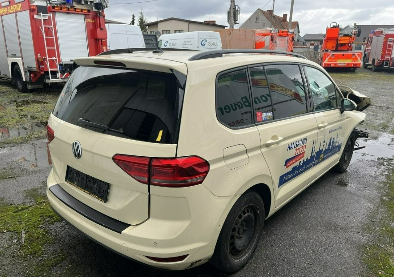 Volkswagen Touran III Touran - Binek araba: fotoğraf 1 Volkswagen Touran III Touran - Binek araba: fotoğraf 1