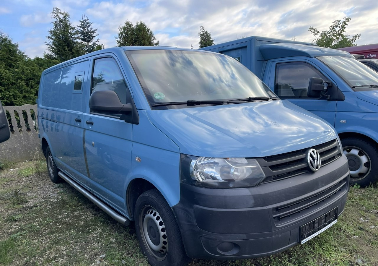 Volkswagen Transporter Trasporter T5 Bankowóz kuloodporny opancerzony 2015 - Tahsildar arabası: fotoğraf 2 Volkswagen Transporter Trasporter T5 Bankowóz kuloodporny opancerzony 2015 - Tahsildar arabası: fotoğraf 2