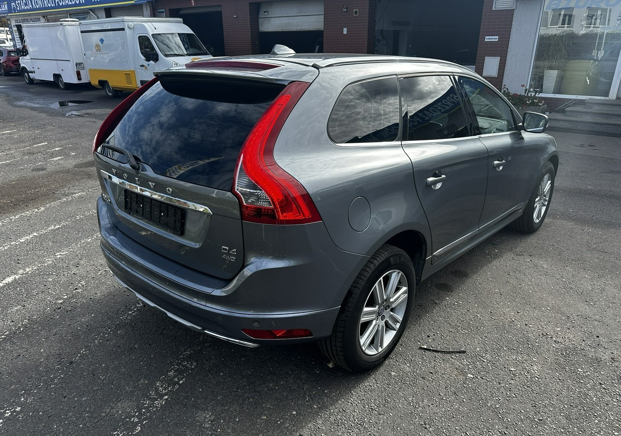 Volvo XC60 I Volvo XC 60 D4AWD Bogate wyposażenie 2017 - SUV: fotoğraf 3 Volvo XC60 I Volvo XC 60 D4AWD Bogate wyposażenie 2017 - SUV: fotoğraf 3