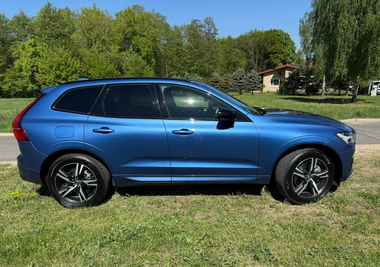 Volvo XC60 II XC60 R-design 2.0D5 235KM Automat Navi Kamery360 Panorama HAK Harman - SUV: fotoğraf 2 Volvo XC60 II XC60 R-design 2.0D5 235KM Automat Navi Kamery360 Panorama HAK Harman - SUV: fotoğraf 2