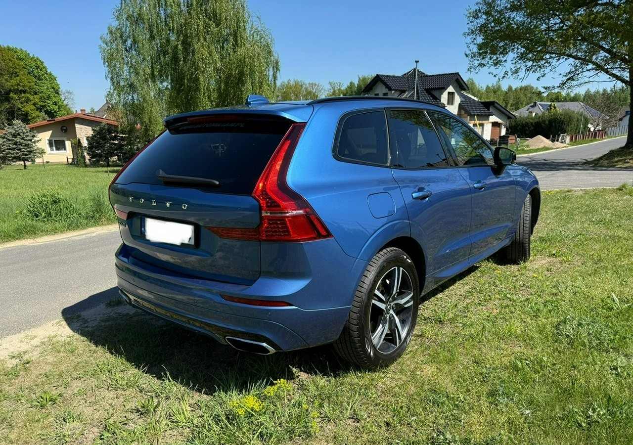 Volvo XC60 II XC60 R-design 2.0D5 235KM Automat Navi Kamery360 Panorama HAK Harman - SUV: fotoğraf 3 Volvo XC60 II XC60 R-design 2.0D5 235KM Automat Navi Kamery360 Panorama HAK Harman - SUV: fotoğraf 3