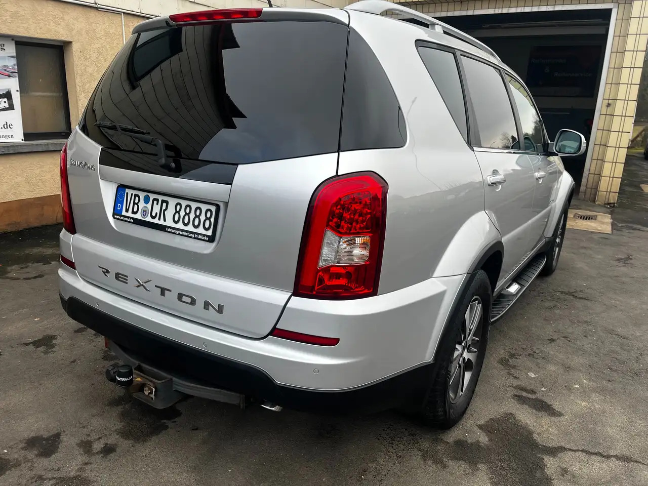 SsangYong Rexton Rexton 2.2 TD 4x4|AUTOM|7SITZ - SUV: fotoğraf 4 SsangYong Rexton Rexton 2.2 TD 4x4|AUTOM|7SITZ - SUV: fotoğraf 4