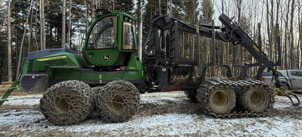 John Deere 1010G - Forwarder: fotoğraf 1 John Deere 1010G - Forwarder: fotoğraf 1
