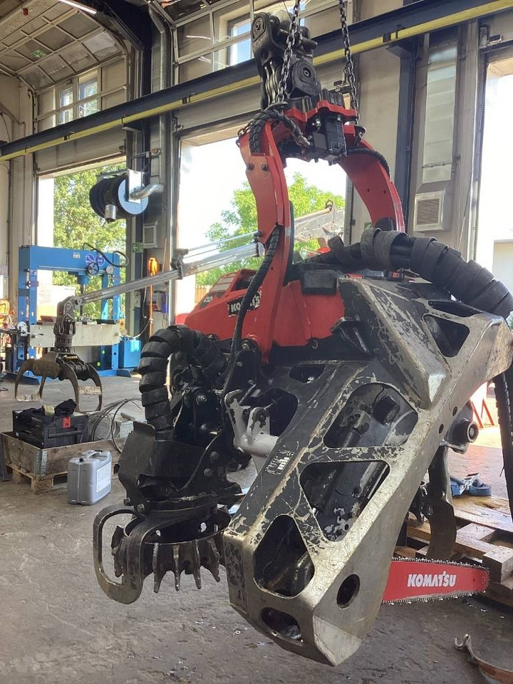 Komatsu C124 - Ağaç kesme makinası: fotoğraf 3 Komatsu C124 - Ağaç kesme makinası: fotoğraf 3