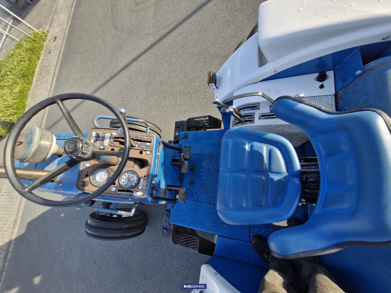 Ford 8600 - Traktör: fotoğraf 4 Ford 8600 - Traktör: fotoğraf 4