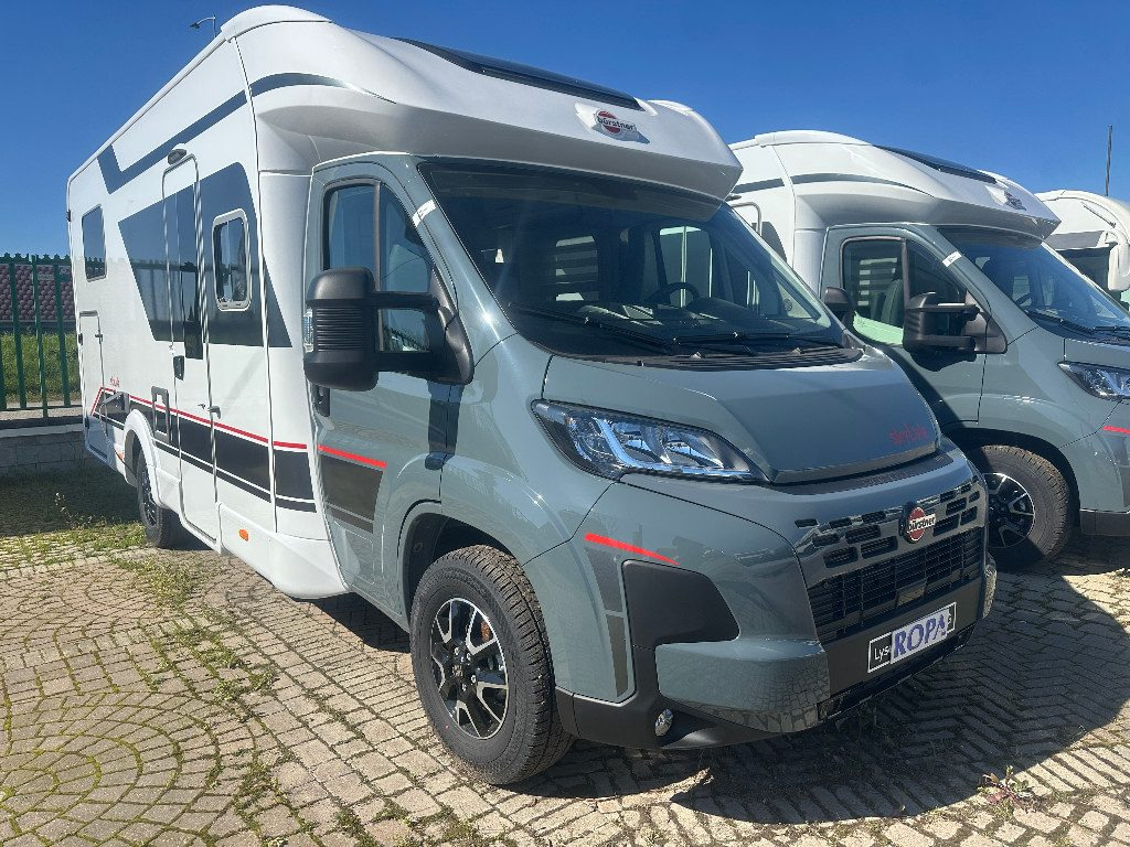 BURSTNER LYSEO TIME SKYLINE 726 G - Semi entegre karavan: fotoğraf 1 BURSTNER LYSEO TIME SKYLINE 726 G - Semi entegre karavan: fotoğraf 1