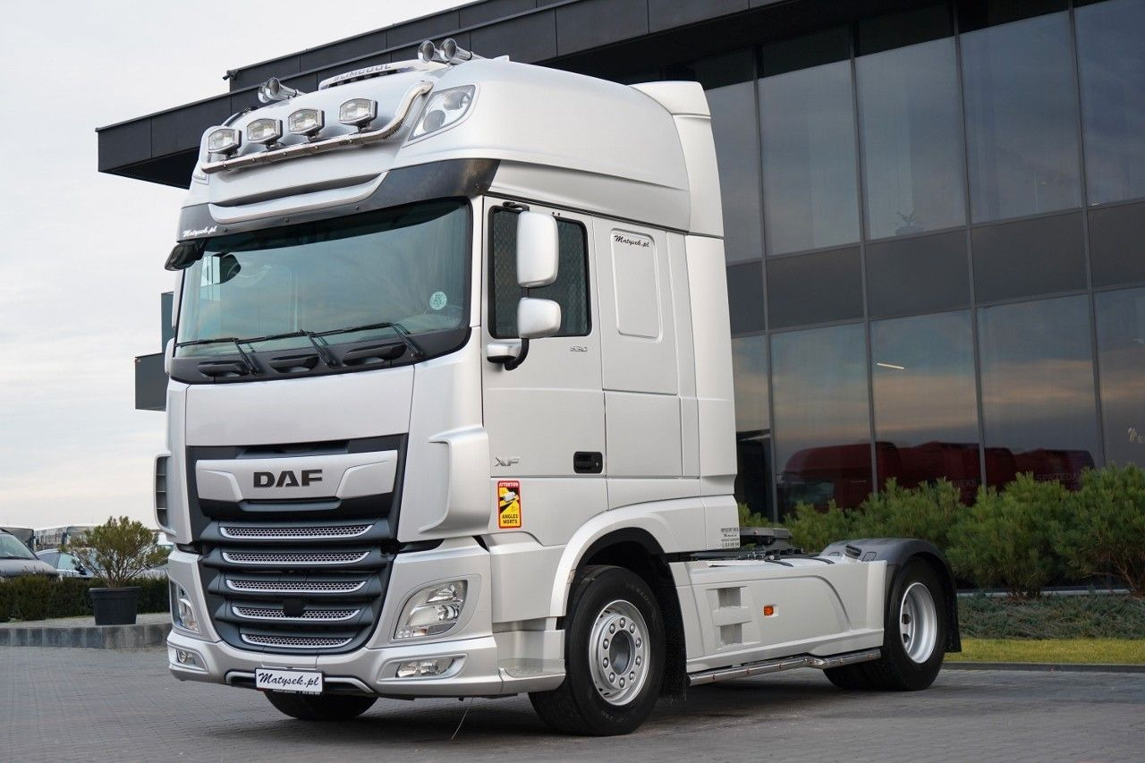 DAF XF 530 / I-PARK COOL / SUPER SPACE CAB / MIKROFL - Çekici: fotoğraf 1 DAF XF 530 / I-PARK COOL / SUPER SPACE CAB / MIKROFL - Çekici: fotoğraf 1