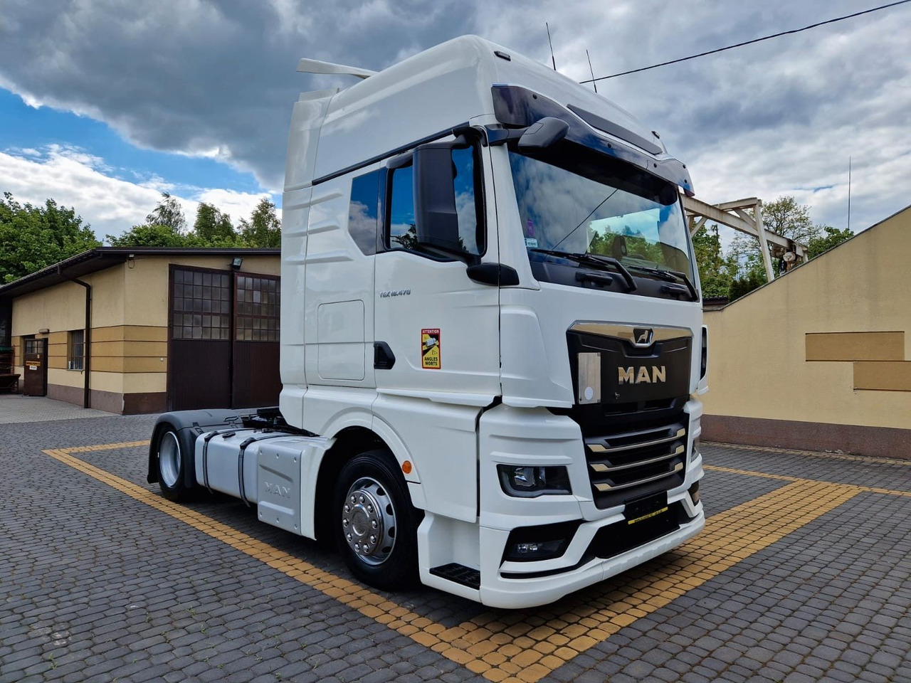 MAN TGX 18.470 / MEGA / XXL / LOWDECK / EURO 6 / - Çekici: fotoğraf 2 MAN TGX 18.470 / MEGA / XXL / LOWDECK / EURO 6 / - Çekici: fotoğraf 2