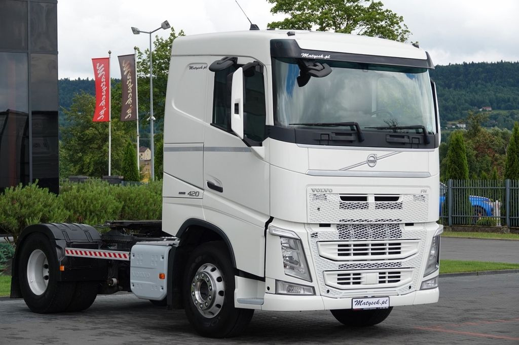 Volvo FH 420 / 13 L / PEŁNY ADR / 2017 ROK / LOW CAB - Çekici: fotoğraf 1 Volvo FH 420 / 13 L / PEŁNY ADR / 2017 ROK / LOW CAB - Çekici: fotoğraf 1