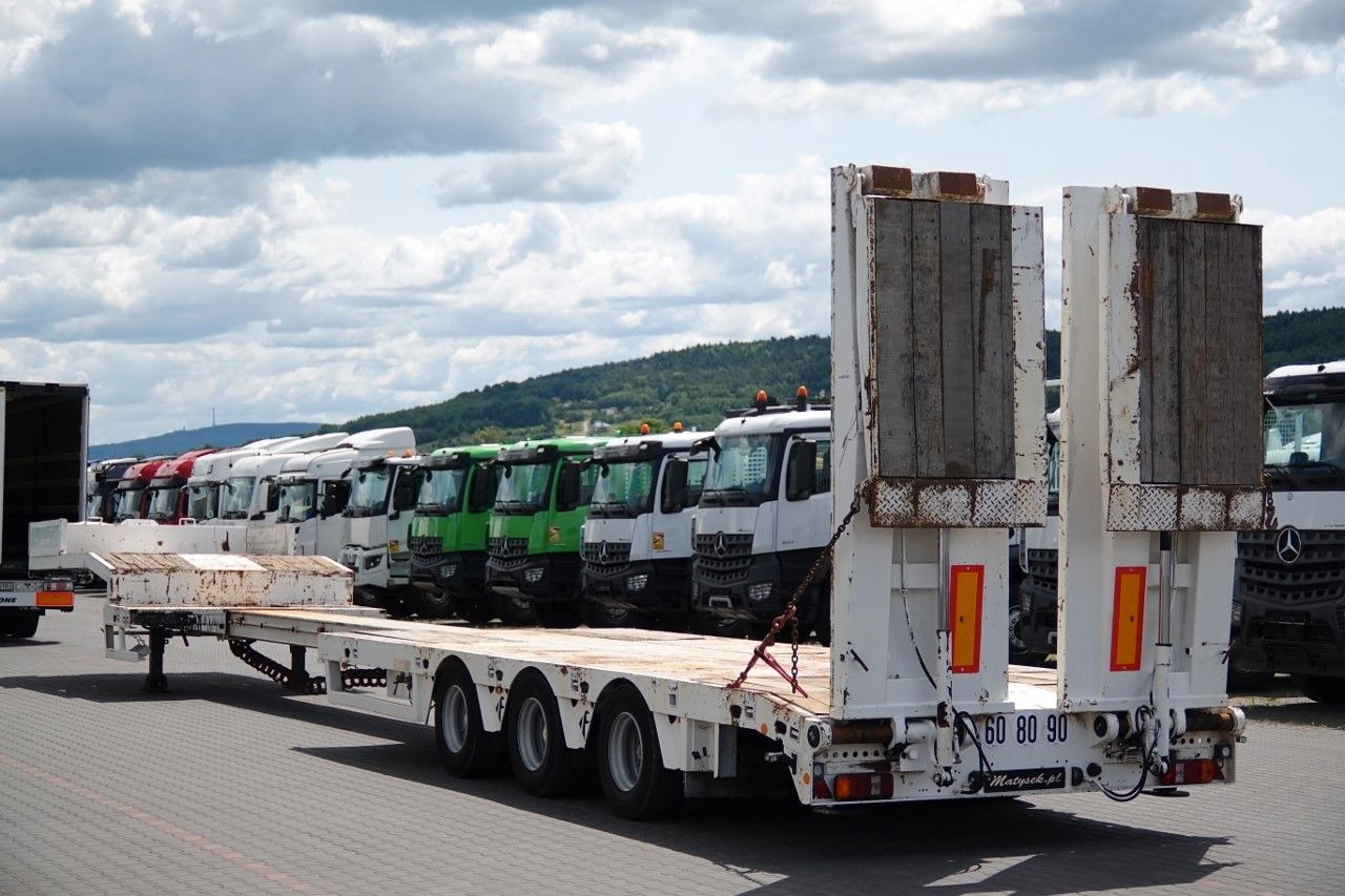 Faymonville NISKOPODWOZIE / STN-3A / ROZCIĄGANA / LAWETA / - Alçak çerçeveli platform dorse: fotoğraf 4 Faymonville NISKOPODWOZIE / STN-3A / ROZCIĄGANA / LAWETA / - Alçak çerçeveli platform dorse: fotoğraf 4