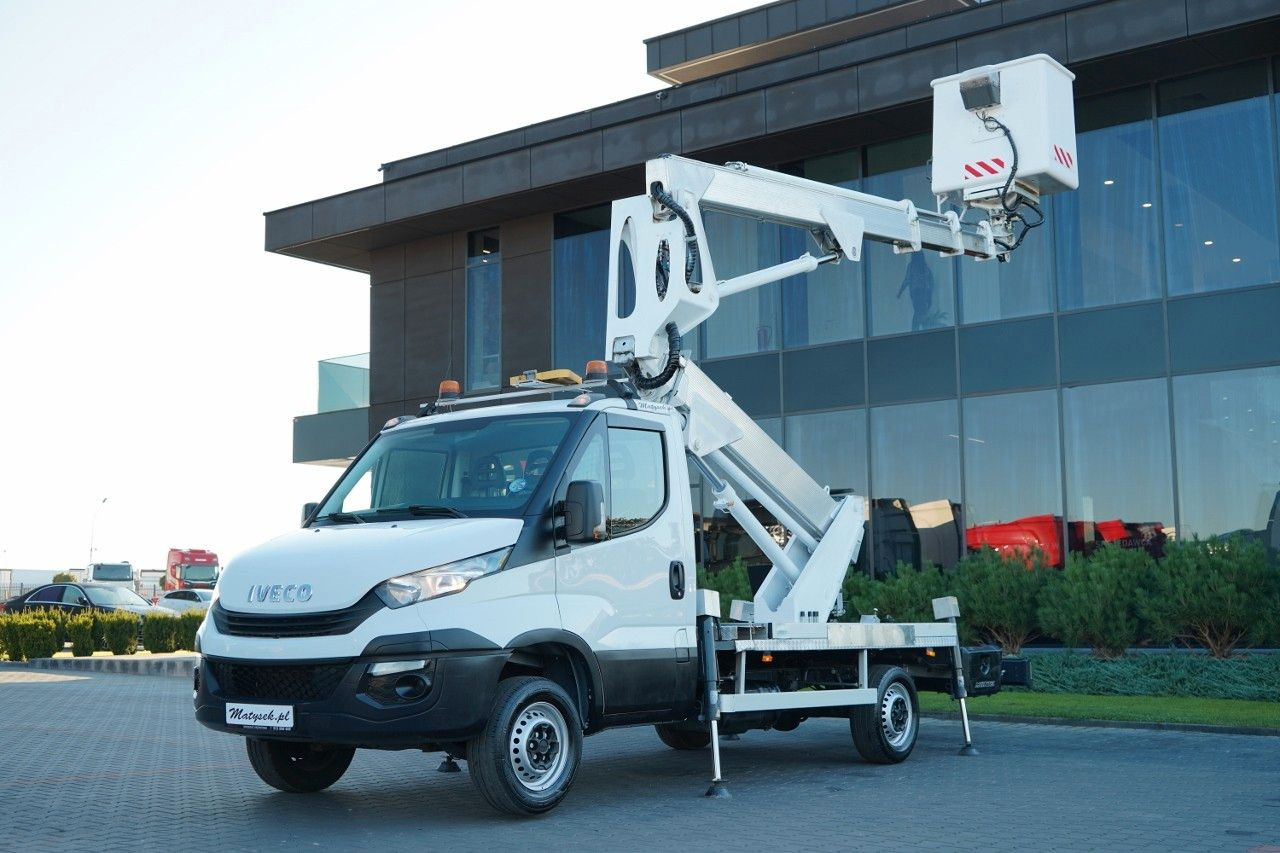 Iveco DAILY 35-120 / ZWYŻKA / PODNOŚNIK KOSZOWY 20 ME - Araç üzerine platform: fotoğraf 1 Iveco DAILY 35-120 / ZWYŻKA / PODNOŚNIK KOSZOWY 20 ME - Araç üzerine platform: fotoğraf 1