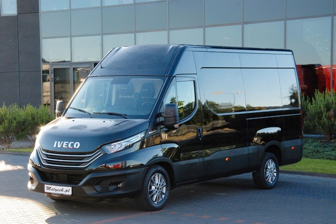 Iveco DAILY 35-180 / BLASZAK / 2022 ROK / HI-MATIC / - Panelvan: fotoğraf 1 Iveco DAILY 35-180 / BLASZAK / 2022 ROK / HI-MATIC / - Panelvan: fotoğraf 1