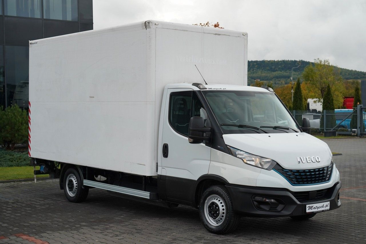 Iveco DAILY 35-NP / CNG / KONTENER / MANUAL / WINDA PA - Frigorifik kamyonet: fotoğraf 2 Iveco DAILY 35-NP / CNG / KONTENER / MANUAL / WINDA PA - Frigorifik kamyonet: fotoğraf 2