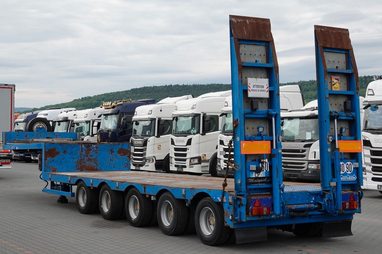 Nooteboom NISKOPODWOZIE / DMC: 80 000 KG / 5 OSI / SKRĘTNE - Alçak çerçeveli platform dorse: fotoğraf 1 Nooteboom NISKOPODWOZIE / DMC: 80 000 KG / 5 OSI / SKRĘTNE - Alçak çerçeveli platform dorse: fotoğraf 1