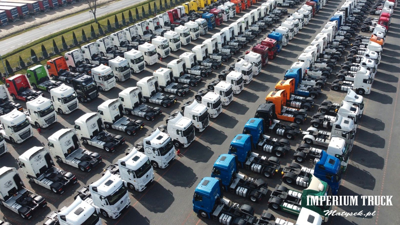 Renault D16 210 / 4x2 / KONTENER / 8.5M / WINDA DHOLLAND - Kapalı kasa kamyon: fotoğraf 4 Renault D16 210 / 4x2 / KONTENER / 8.5M / WINDA DHOLLAND - Kapalı kasa kamyon: fotoğraf 4