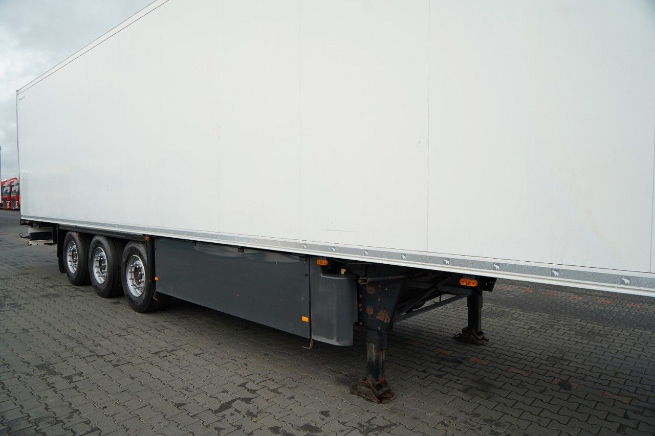 Schmitz Cargobull CHŁODNIA / THERMO KING SLX 300 / HAKÓWKA / HAKOW - Frigorifik dorse: fotoğraf 5 Schmitz Cargobull CHŁODNIA / THERMO KING SLX 300 / HAKÓWKA / HAKOW - Frigorifik dorse: fotoğraf 5