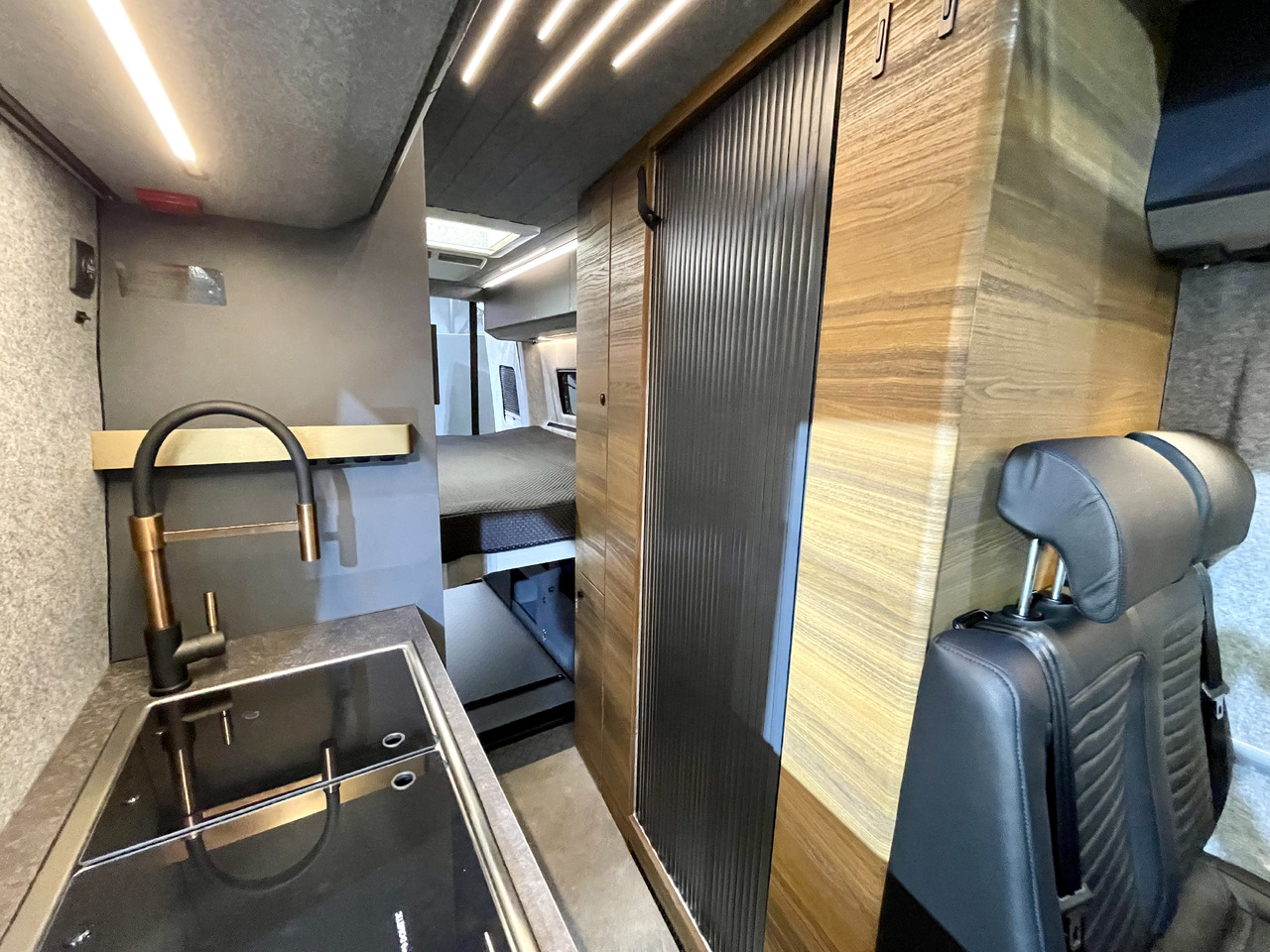 ADRIA Super Twin 700 SGX - Camper van: fotoğraf 5 ADRIA Super Twin 700 SGX - Camper van: fotoğraf 5