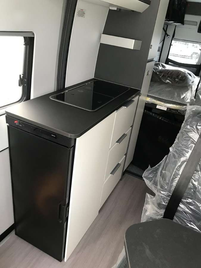 ADRIA Twin Sport 640 SG - Camper van: fotoğraf 4 ADRIA Twin Sport 640 SG - Camper van: fotoğraf 4