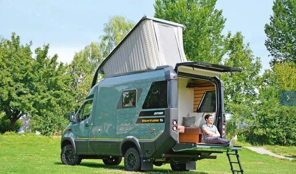 Hymer Venture S - Semi entegre karavan: fotoğraf 1 Hymer Venture S - Semi entegre karavan: fotoğraf 1