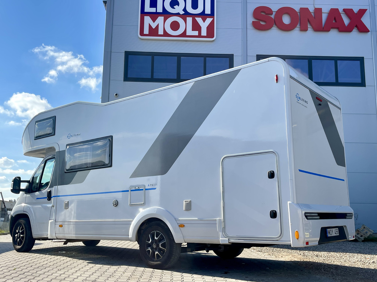 SUN LIVING A 75DP - Alkovenli karavan: fotoğraf 4 SUN LIVING A 75DP - Alkovenli karavan: fotoğraf 4