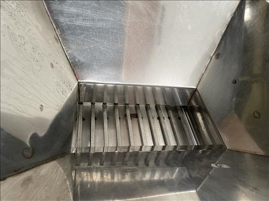 NNP Vibratory conveyor - Konveyör: fotoğraf 3 NNP Vibratory conveyor - Konveyör: fotoğraf 3