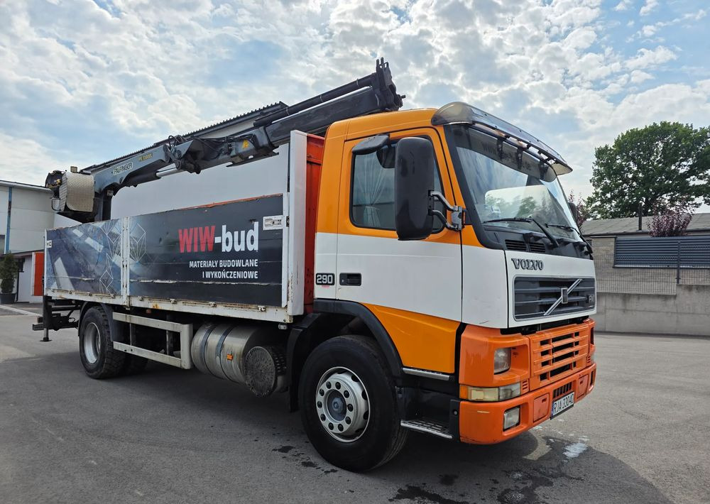 Volvo FM7 - Sal/ Açık kasa kamyon, Vinçli kamyon: fotoğraf 2 Volvo FM7 - Sal/ Açık kasa kamyon, Vinçli kamyon: fotoğraf 2