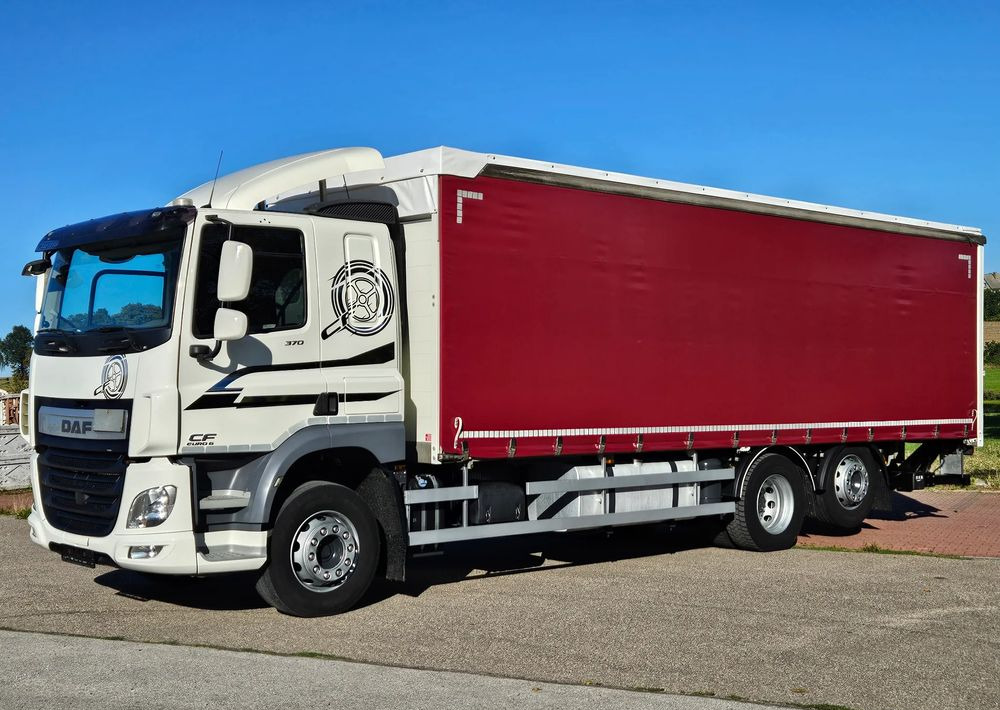 DAF CF370/410/BURTO-FIRANKA/RETARDER/WINDA/OŚ SKRĘTNA-PODNOSZONA/E6/SPROWADZONY/20PALET/BURTO-FIRANKA - Tenteli kamyon: fotoğraf 1 DAF CF370/410/BURTO-FIRANKA/RETARDER/WINDA/OŚ SKRĘTNA-PODNOSZONA/E6/SPROWADZONY/20PALET/BURTO-FIRANKA - Tenteli kamyon: fotoğraf 1