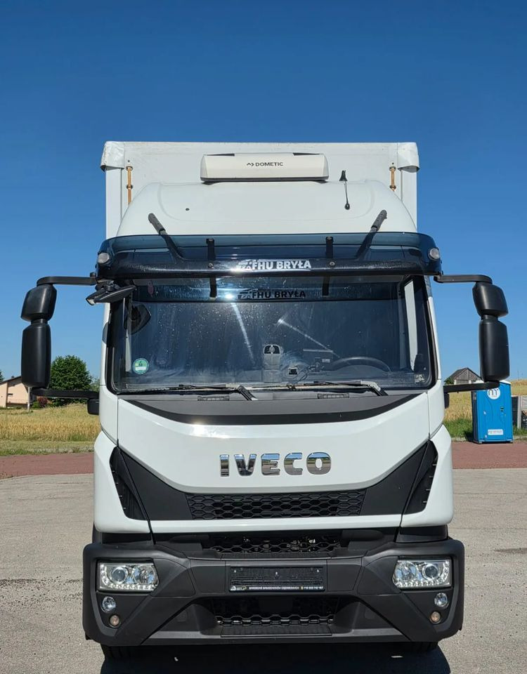 Iveco EUROCARGO 160E320/FIRANKA/WINDA/AUTOMAT/NISKI PRZEBIEG/E6/SPROWADZONY/PIERWSZY WŁAŚCICIEL - Tenteli kamyon: fotoğraf 3 Iveco EUROCARGO 160E320/FIRANKA/WINDA/AUTOMAT/NISKI PRZEBIEG/E6/SPROWADZONY/PIERWSZY WŁAŚCICIEL - Tenteli kamyon: fotoğraf 3