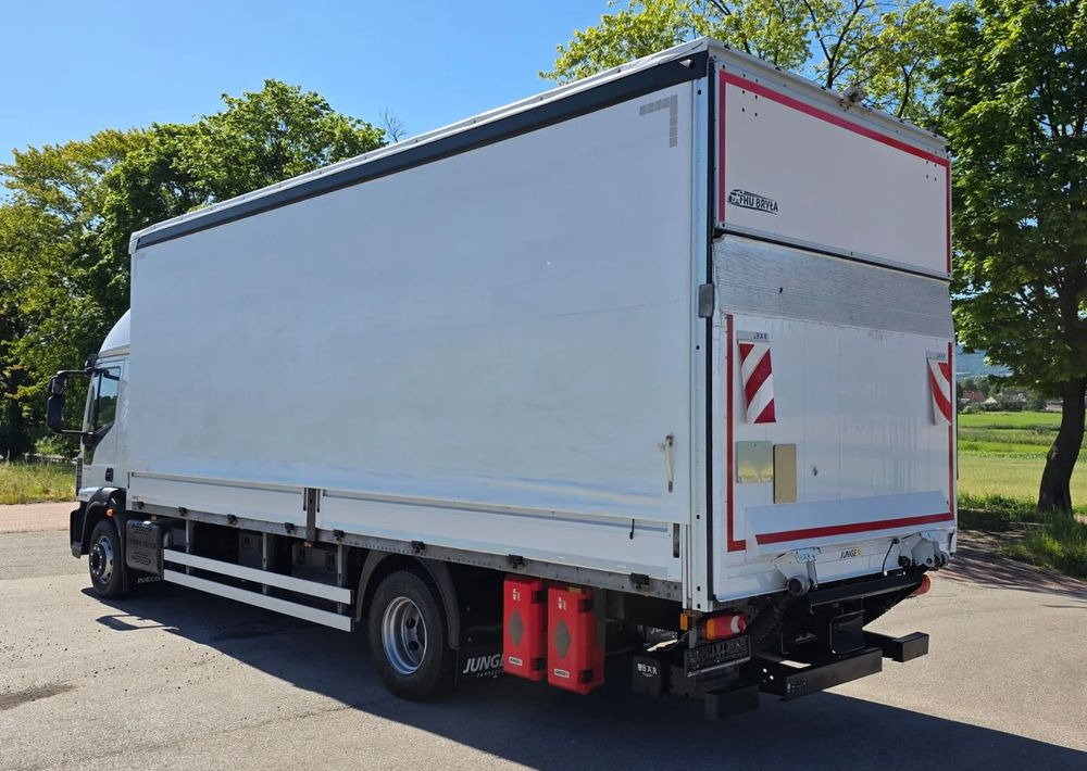 Iveco EUROCARGO 160E320/FIRANKA/WINDA/AUTOMAT/NISKI PRZEBIEG/E6/SPROWADZONY/PIERWSZY WŁAŚCICIEL - Tenteli kamyon: fotoğraf 4 Iveco EUROCARGO 160E320/FIRANKA/WINDA/AUTOMAT/NISKI PRZEBIEG/E6/SPROWADZONY/PIERWSZY WŁAŚCICIEL - Tenteli kamyon: fotoğraf 4