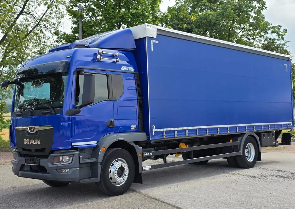 MAN TGM 18.320 / 18.290 / NOWY MODEL / E6 / 20PALET / 9200 ŁADOWNOŚĆ / SERWISOWANY / NISKI PRZEBIEG / WINDA / FIRANKA / SPROWADZONY / 2021 / NISKI PRZEBIEG /PIERWSZY WŁAŚCICIEL/ - Tenteli kamyon: fotoğraf 2 MAN TGM 18.320 / 18.290 / NOWY MODEL / E6 / 20PALET / 9200 ŁADOWNOŚĆ / SERWISOWANY / NISKI PRZEBIEG / WINDA / FIRANKA / SPROWADZONY / 2021 / NISKI PRZEBIEG /PIERWSZY WŁAŚCICIEL/ - Tenteli kamyon: fotoğraf 2