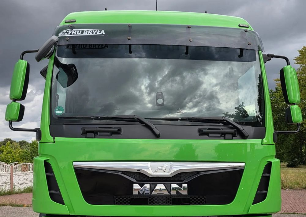 MAN TGM 18.340 / 18.290 / E6 / NISKI PRZEBIEG / 2016 / SERWISOWANY / ROZSTAW OSI 5.7M / RAMA DO ZABUDOWY / SYPIALKA / STAN BARDZO DOBRY / AUTOMAT - Tenteli kamyon: fotoğraf 4 MAN TGM 18.340 / 18.290 / E6 / NISKI PRZEBIEG / 2016 / SERWISOWANY / ROZSTAW OSI 5.7M / RAMA DO ZABUDOWY / SYPIALKA / STAN BARDZO DOBRY / AUTOMAT - Tenteli kamyon: fotoğraf 4