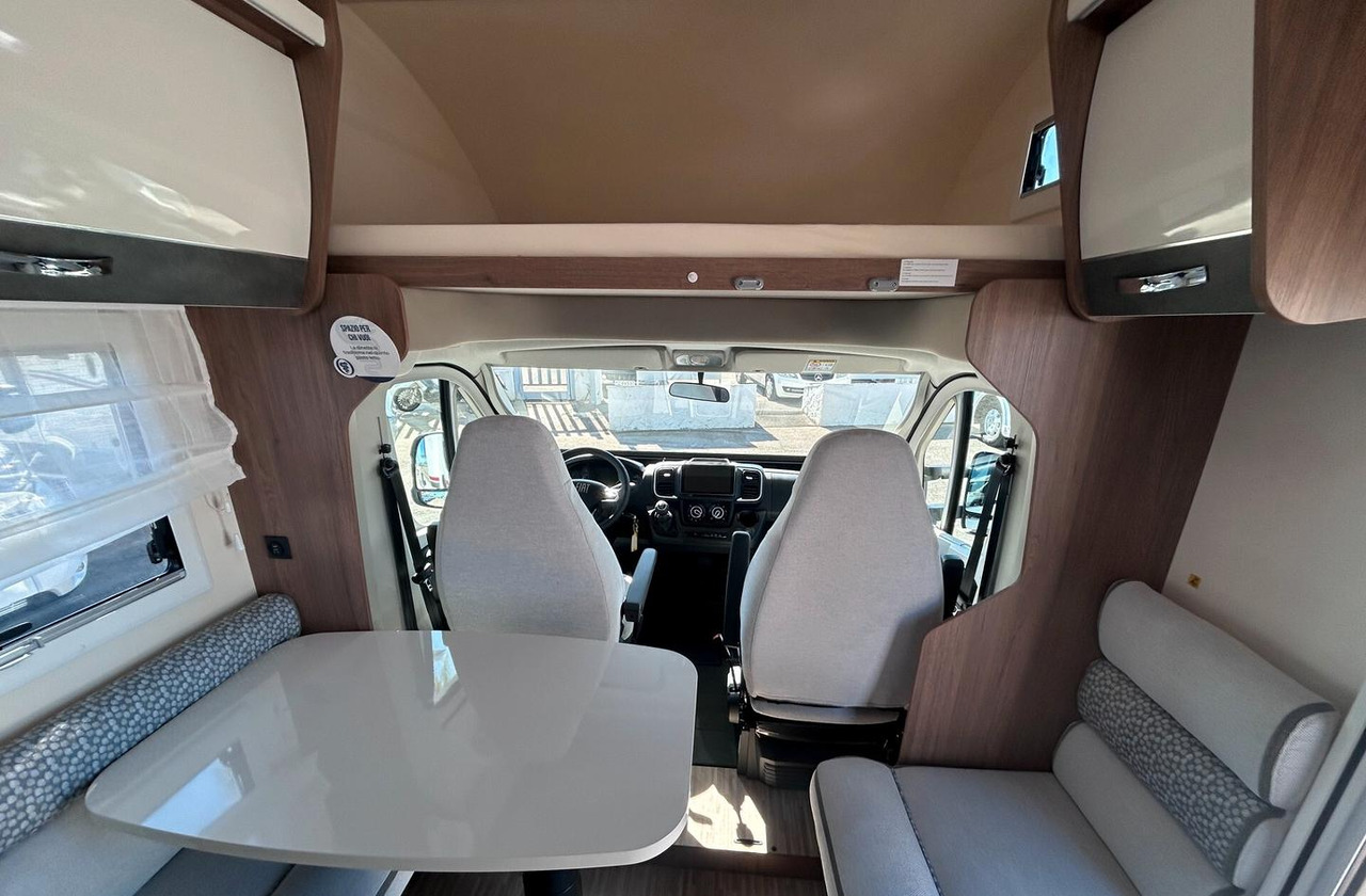 Elnagh BARON 65 - Alkovenli karavan: fotoğraf 4 Elnagh BARON 65 - Alkovenli karavan: fotoğraf 4