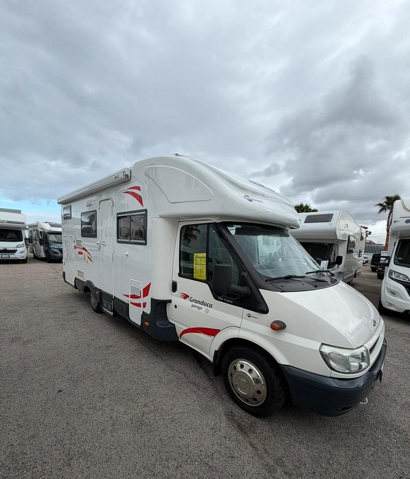 ROLLER TEAM GRANDUCA GARAGE P - Semi entegre karavan: fotoğraf 2 ROLLER TEAM GRANDUCA GARAGE P - Semi entegre karavan: fotoğraf 2